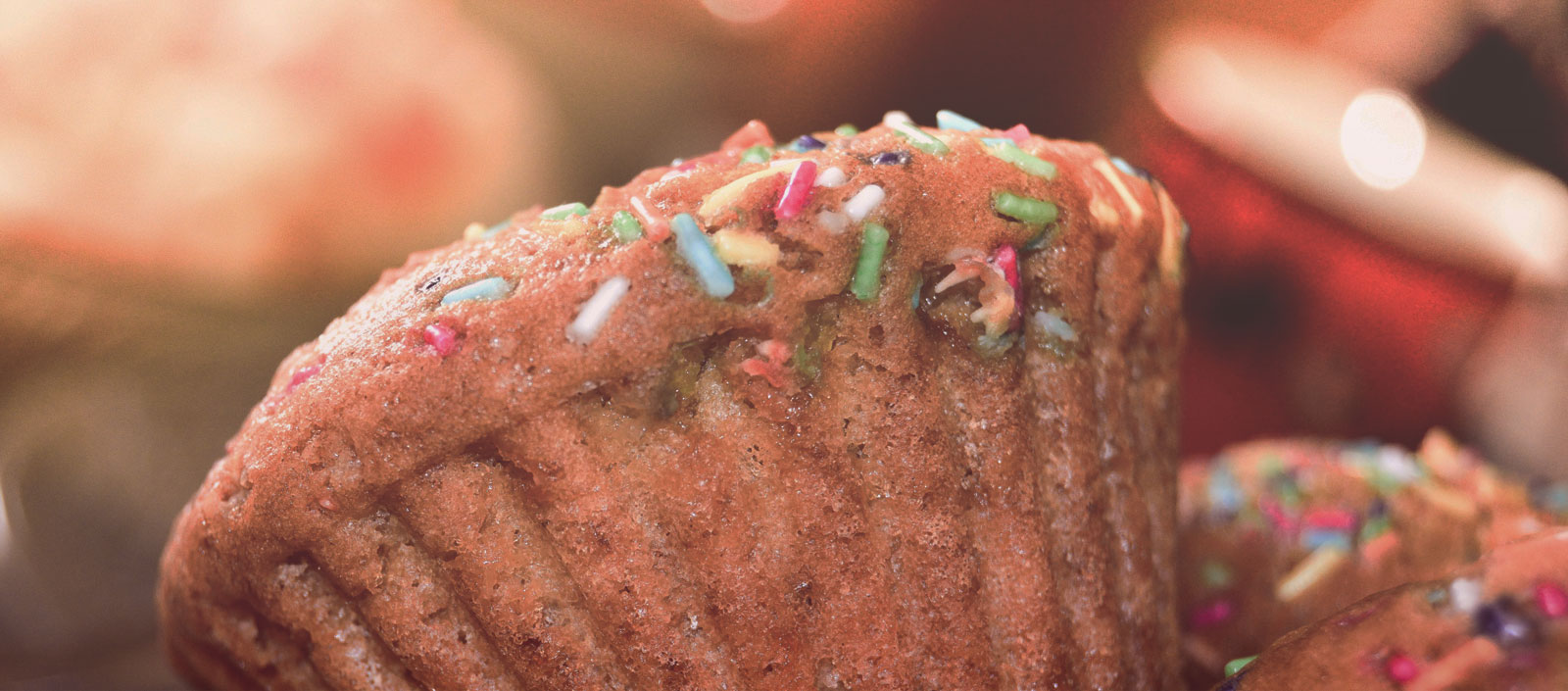 #slidecaption2 Candle Ready Cakes